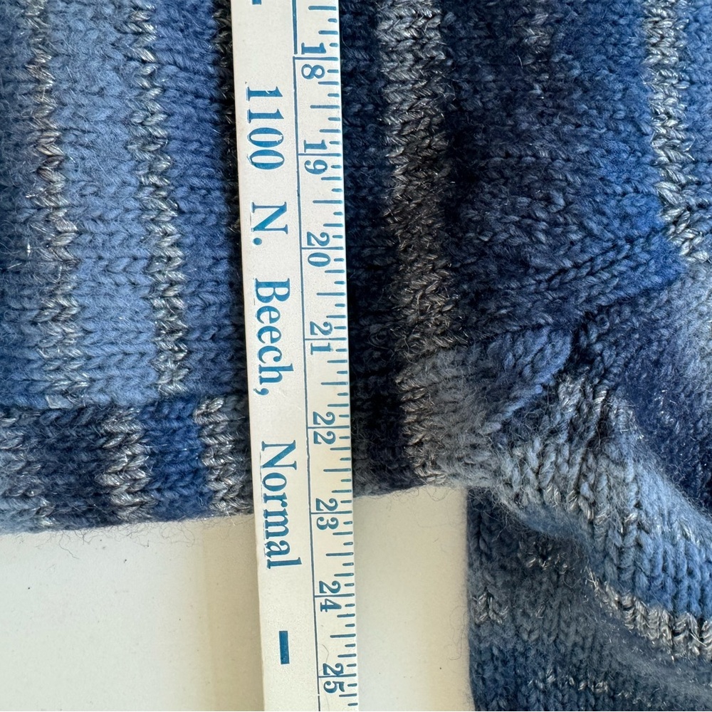 Roller Rabbit Blue Gradient Knit Cardigan - Picture 8 of 8
